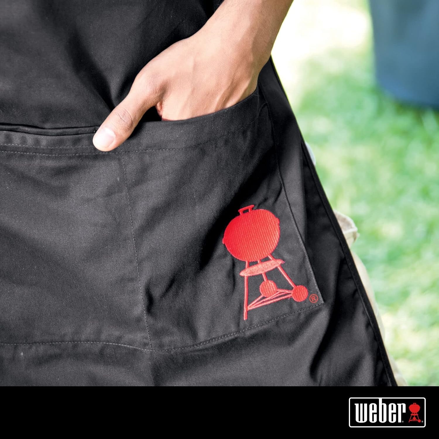 image:imageWeber Adjustable Black Apron with Pockets