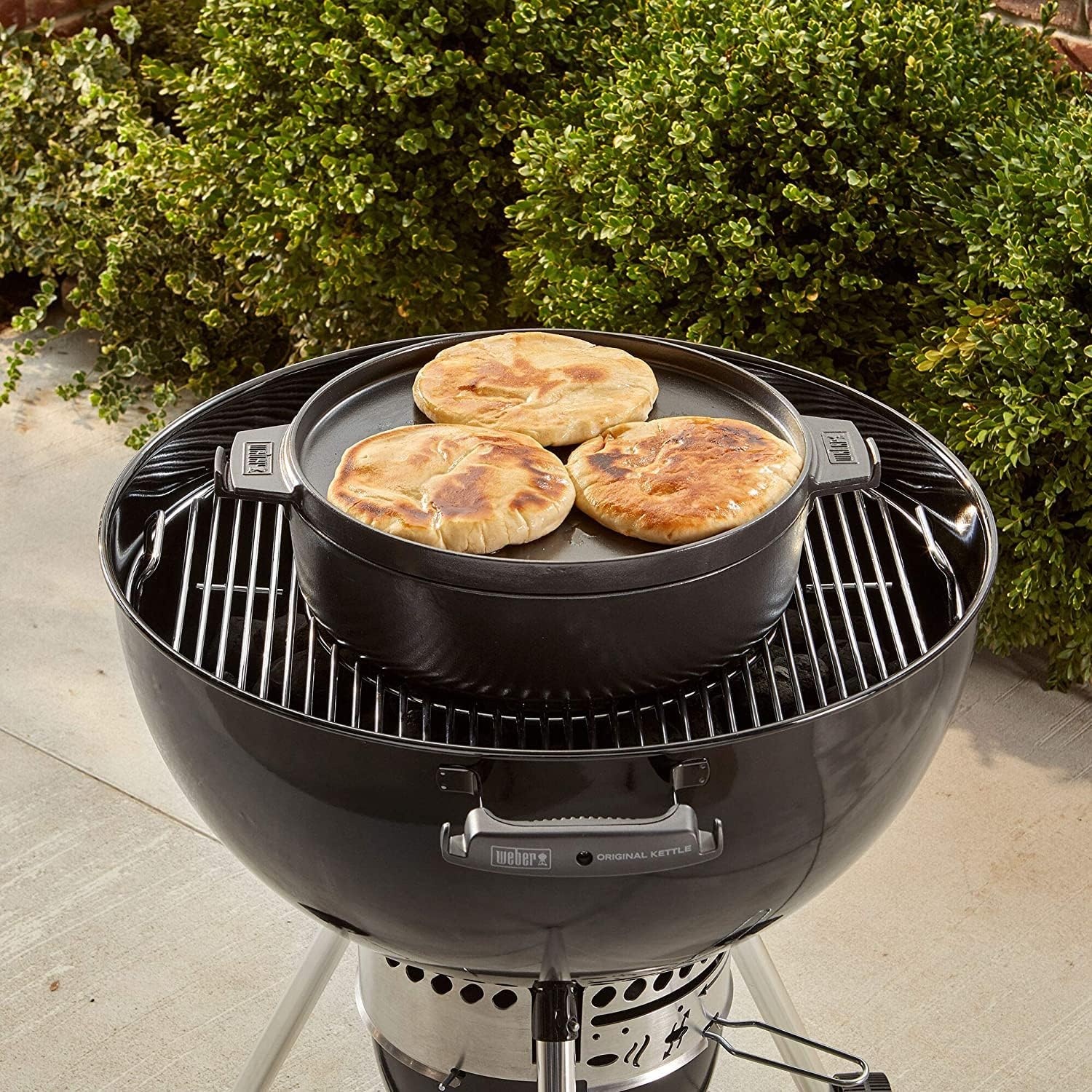 image:imageWeber Duo Dutch Oven amp Griddle Lid 725 Qt PorcelainEnameled CastIron