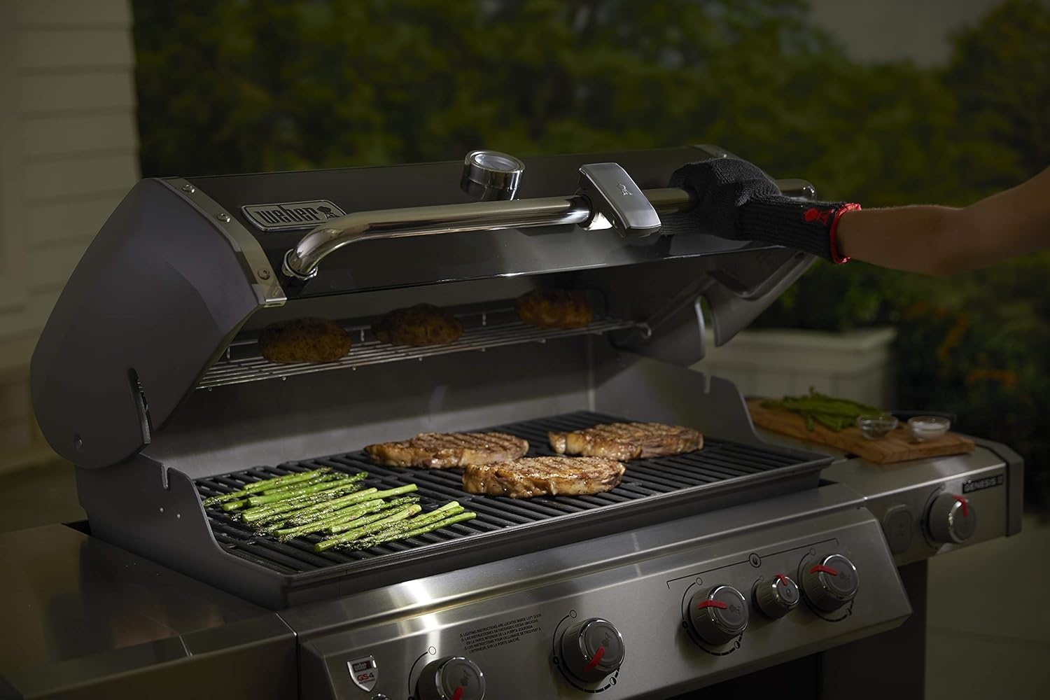 image:imageWeber LED Grill N Go Light for Grill Handleone size