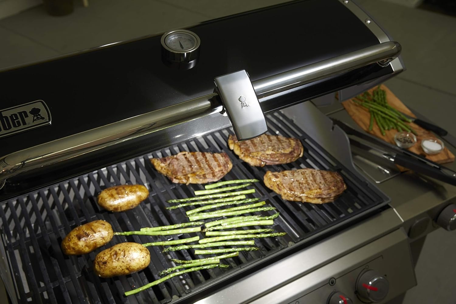 image:imageWeber LED Grill N Go Light for Grill Handleone size