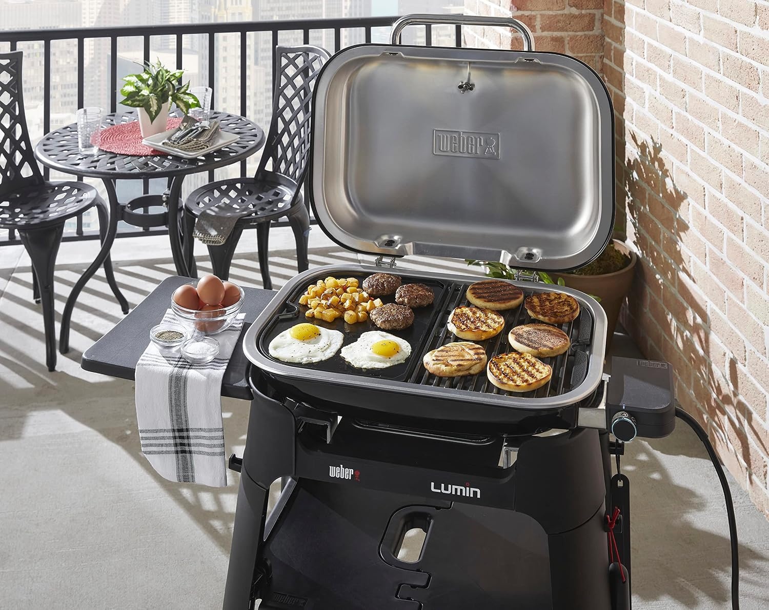 image:imageWeber Lumin Compact Griddle Insert PorcelainEnameled CastIronStandard 18 x 165 x 12