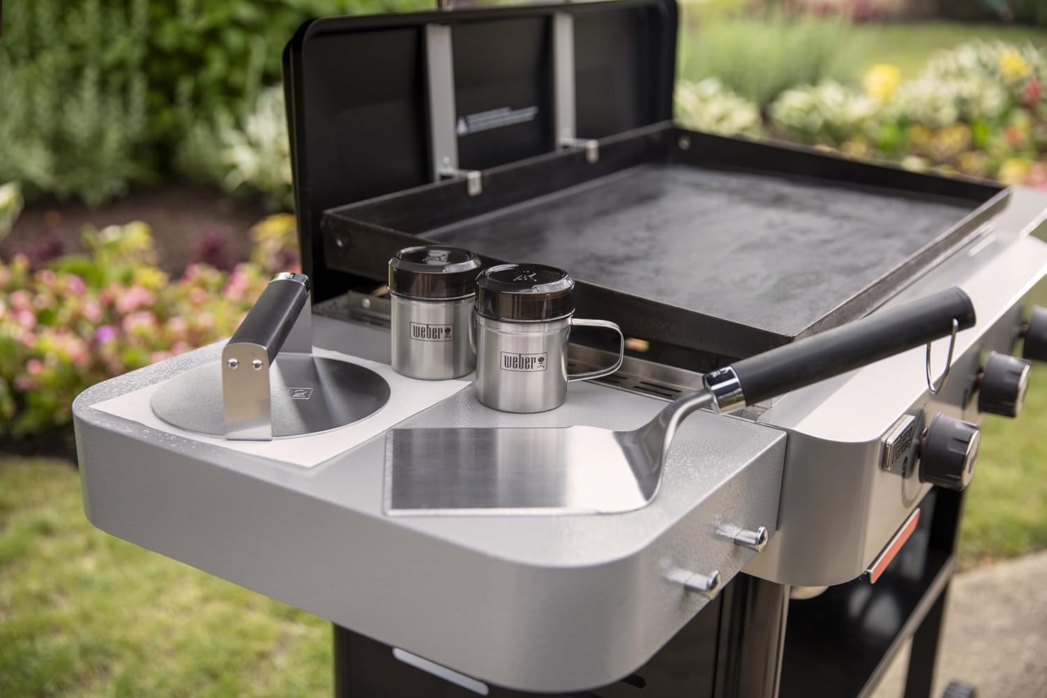 image:imageWeber Smashed Burger Set Griddle Accessory