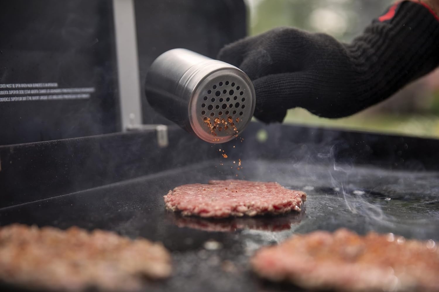 image:imageWeber Smashed Burger Set Griddle Accessory