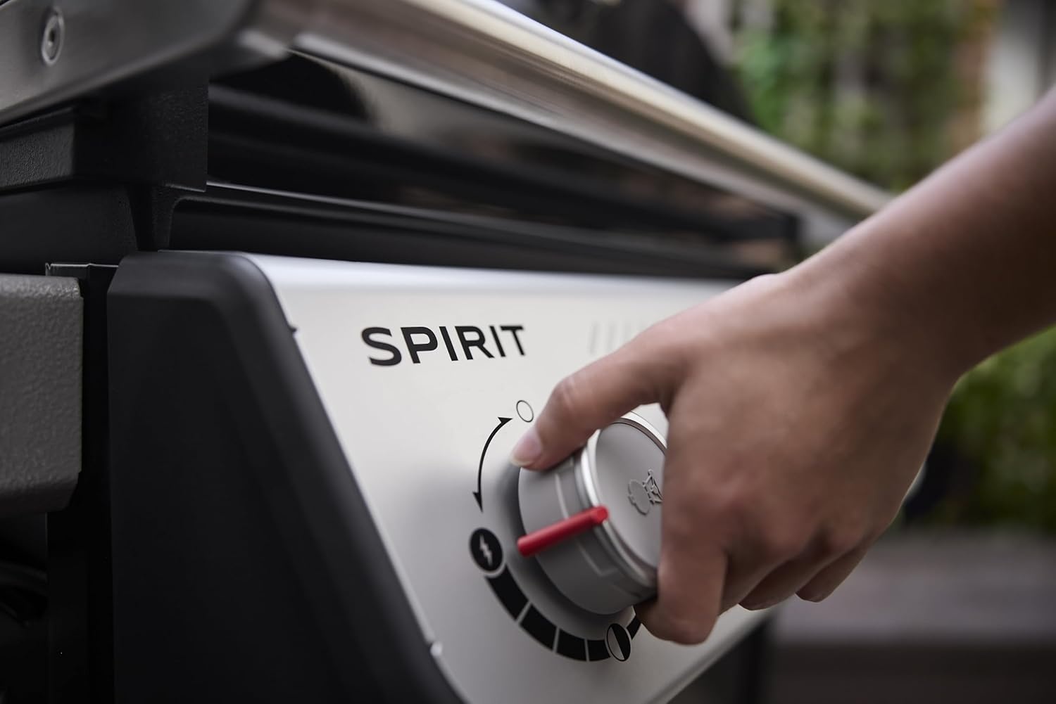 image:imageWeber Spirit E210 Gas Grill Outdoor Cooking Small Propane Grill Black2Burner E210 Liquid Propane